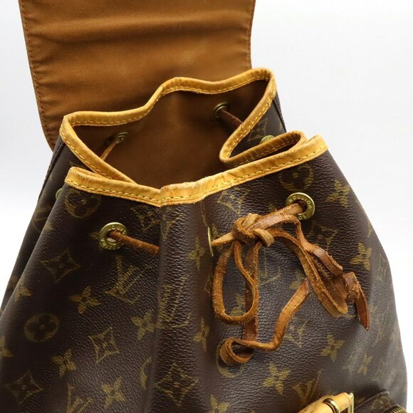 LOUIS VUITTON Brown Monogram Shoulder Bag - Picture 9 of 10